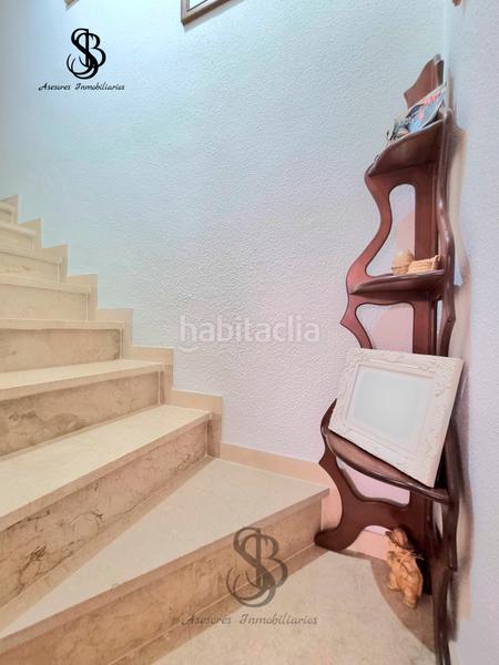 Foto 56972578-3584-4a92-bbb6-3897a681b372. Casa adossada amb xemeneia calefacció aparcament piscina a San Juan de Alicante