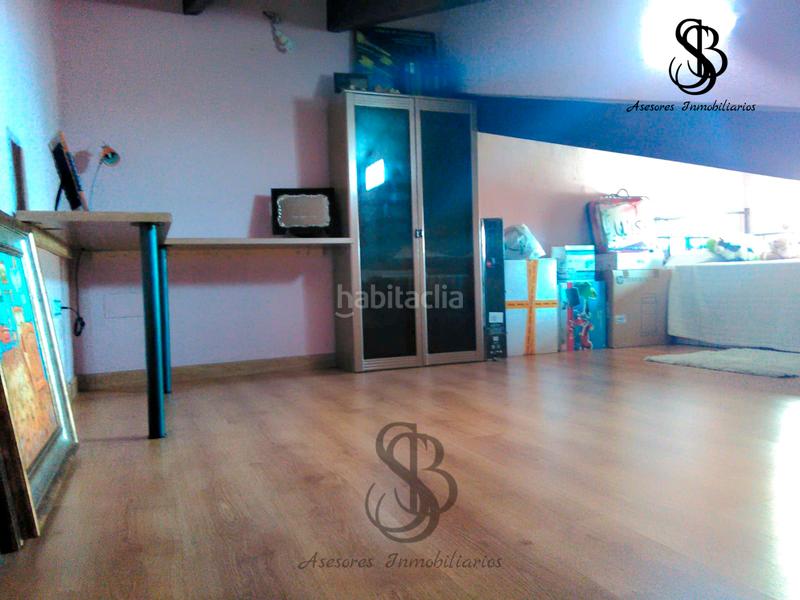 Foto 9ecac59d-9859-484d-9d8a-ea724537eaf4. Casa adossada amb xemeneia calefacció aparcament piscina a San Juan de Alicante