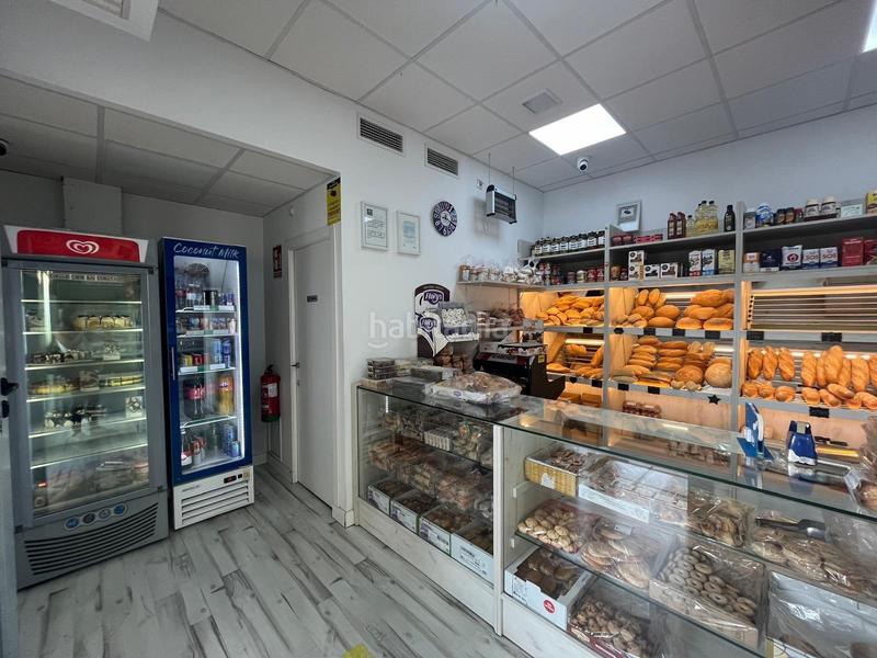 Foto 07eb715f-2312-4bd5-a000-d37a61af1dc9. Locale commerciale in Poniente-Norte - Miralbaida - Parque Azahara Córdoba