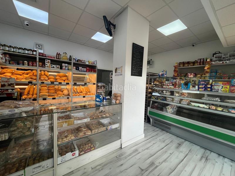 Foto aa9e4fdb-9479-47b3-a9ad-267f84ae9a63. Locale commerciale in Poniente-Norte - Miralbaida - Parque Azahara Córdoba