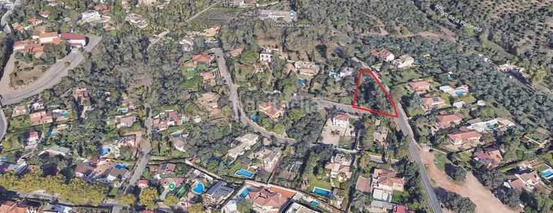 Foto 77a4e51c-ea69-48e4-ad0d-865b5906fac4. Terreno residencial amplia parcela en venta en zona brillantesansueña, cordoba en Córdoba