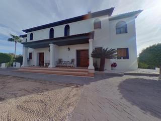 Chalet  Calle acebuche. Espectacular complejo de cuatro viviendas de lujo en paraiso are