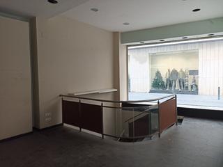 Location Local commercial  Calle conde de robledo. Local comercial en alquiler  zona centro