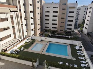 Piso  Calle emilio pardo bazán. Piso con espectacular terraza en nuevo zoco con plaza de garaje