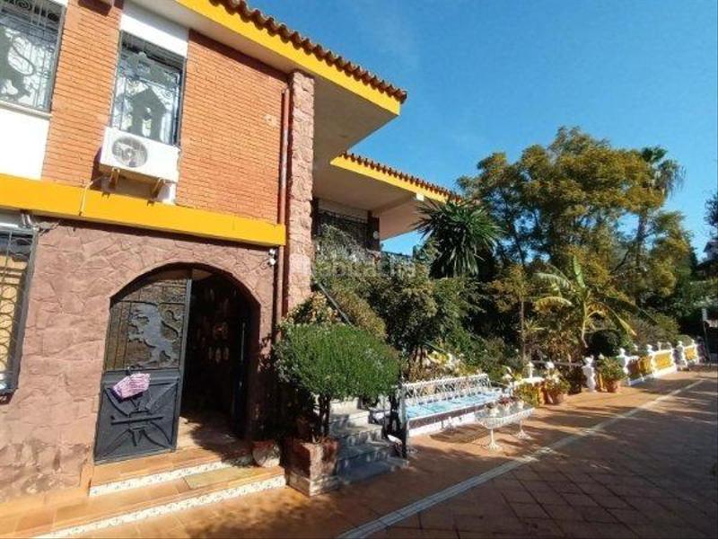 Foto 1760159b-c905-404f-8682-daf21842b365. Chalet mit parking pool in El Brillante -El Naranjo - El Tablero Córdoba