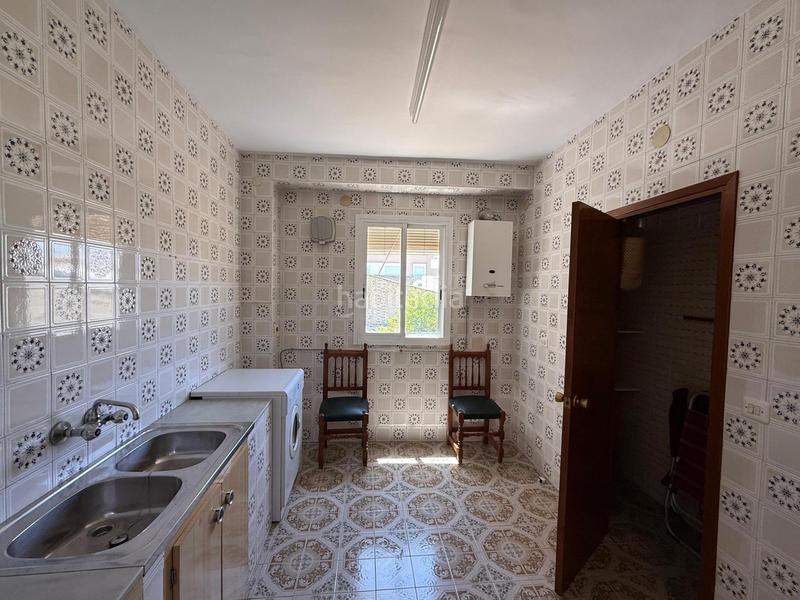 Foto 602eb776-8b92-402d-84bd-84af9848778d. Maison avec chauffage dans Rute