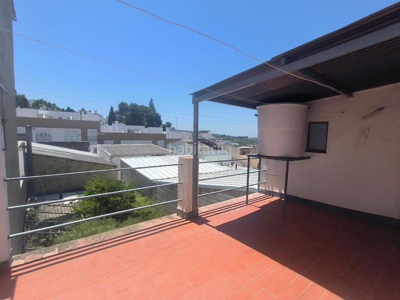 Foto ab2e1e27-0bb7-4cf7-a8de-002c56c843a0. Maison avec chauffage dans Rute