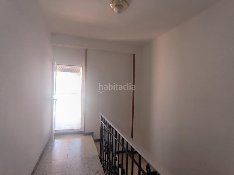 Foto b362fdd9-e8e5-461d-942c-9815c7804378. Maison avec chauffage dans Rute