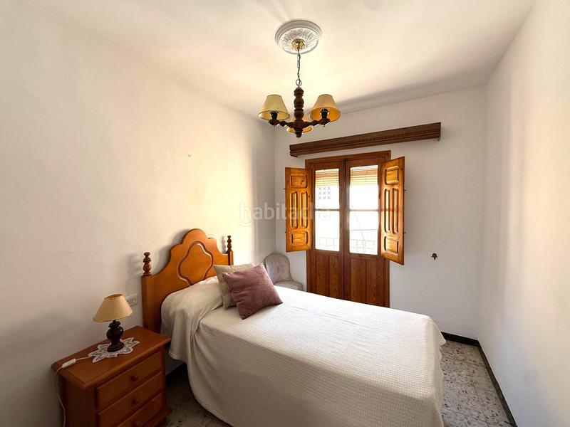 Foto ba6834e6-c37f-4a35-b3bc-09da289ebad4. Maison avec chauffage dans Rute