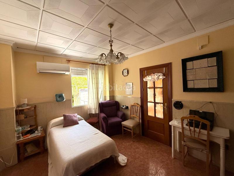 Foto bcc8e6fa-3011-453c-9528-85b3c100504a. Maison avec chauffage dans Rute