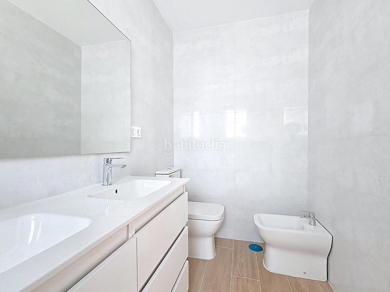 Foto 0d3b98c3-32f0-424c-88b3-93aadaf57f37. Semi detached house with heating parking in Villarrubia Córdoba