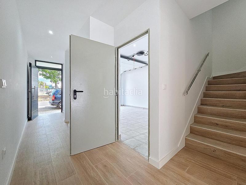 Foto 3d10e6f1-f42f-40cb-9fc3-4d8f3cdc44d1. Semi detached house with heating parking in Villarrubia Córdoba