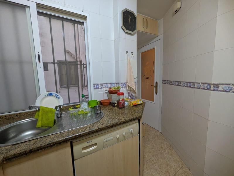 Foto 4345a437-947f-4223-9bb2-77f91119ac87. Appartamento con riscaldamento in Ciudad Jardín - Zoco Córdoba