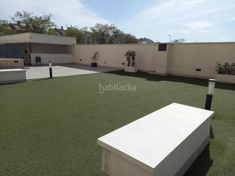 Foto 8a2a3f79-fc8d-4652-a792-131eb058df99. Appartamento con parcheggio piscina in Poniente-Norte - Miralbaida - Parque Azahara Córdoba