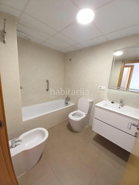 Foto d5b492e3-ad47-4bca-ad0b-6945daf1ca2a. Appartamento con parcheggio piscina in Poniente-Norte - Miralbaida - Parque Azahara Córdoba