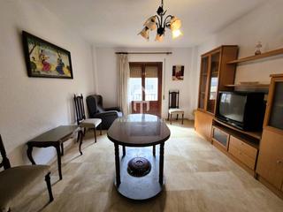 Pis  Pline. Venta de piso en el centro de loja