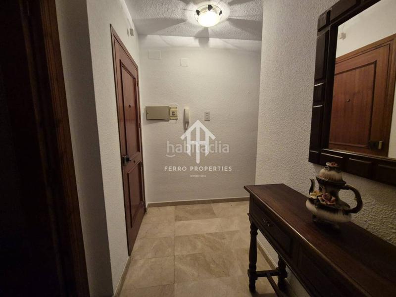 Foto e95b4aad-c8c9-4981-9069-65fb5eb14f4a. Piso venta de piso en el centro en Loja