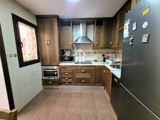 Pis a Mesón del arroyo 39. Venta de piso en loja