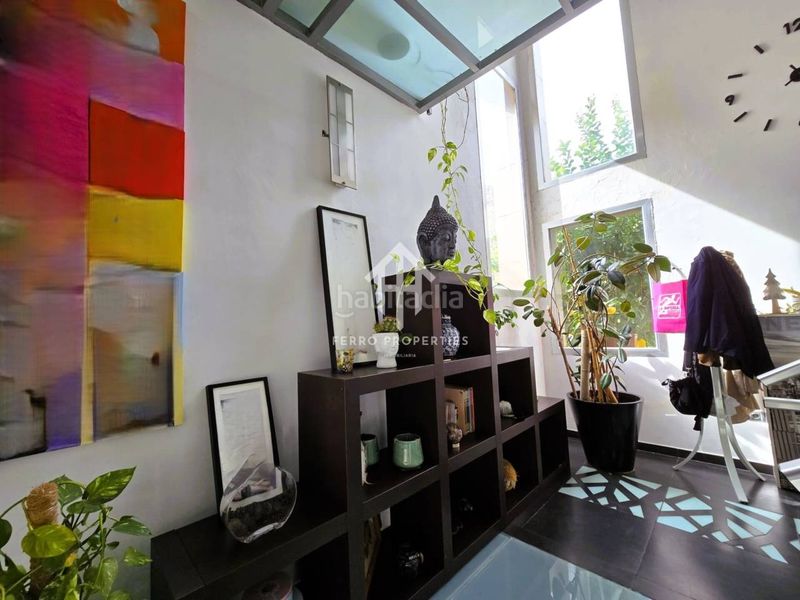 Foto 7695f178-6f8d-47ed-8bd0-108766aaec5a. Chalet dans calle alcalde don manuel martín 11 dans Loja