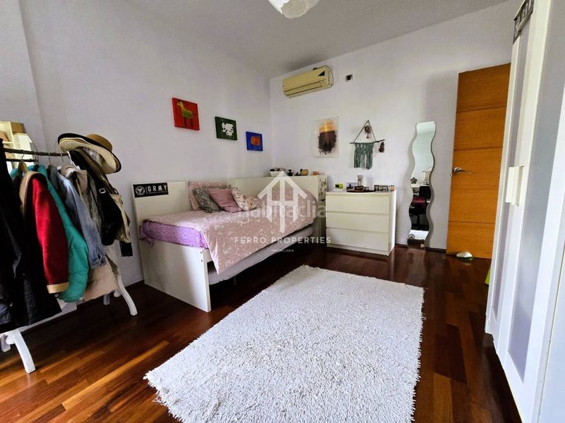 Foto 8d4a9dd5-3623-4da1-bf43-019de04b3d49. Chalet dans calle alcalde don manuel martín 11 dans Loja