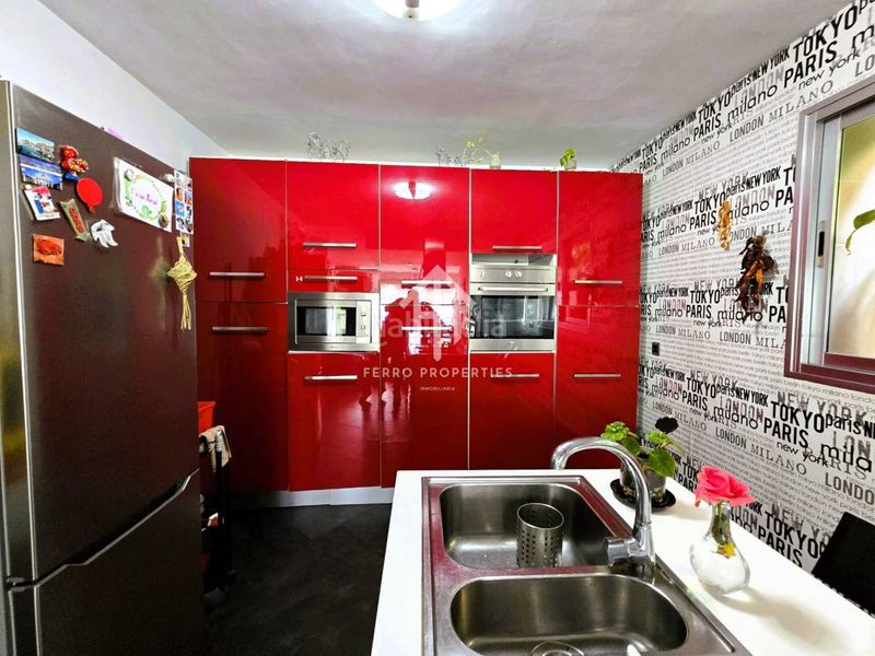 Foto c12e3764-6512-4c9c-a1b0-b84263cdfedc. Chalet dans calle alcalde don manuel martín 11 dans Loja