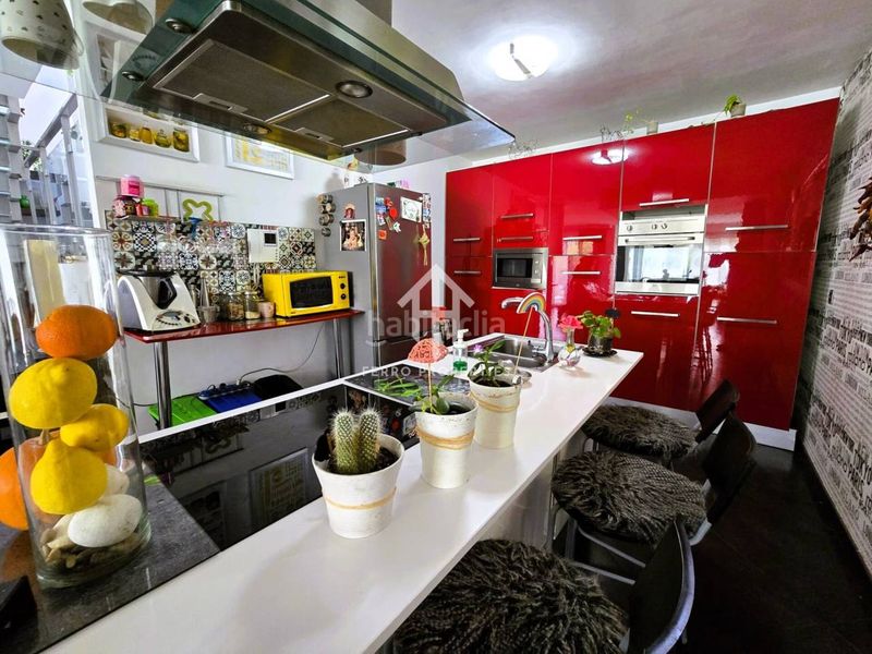 Foto c8c3c2d3-0b10-4760-a5d1-fa180a22ec7e. Chalet dans calle alcalde don manuel martín 11 dans Loja