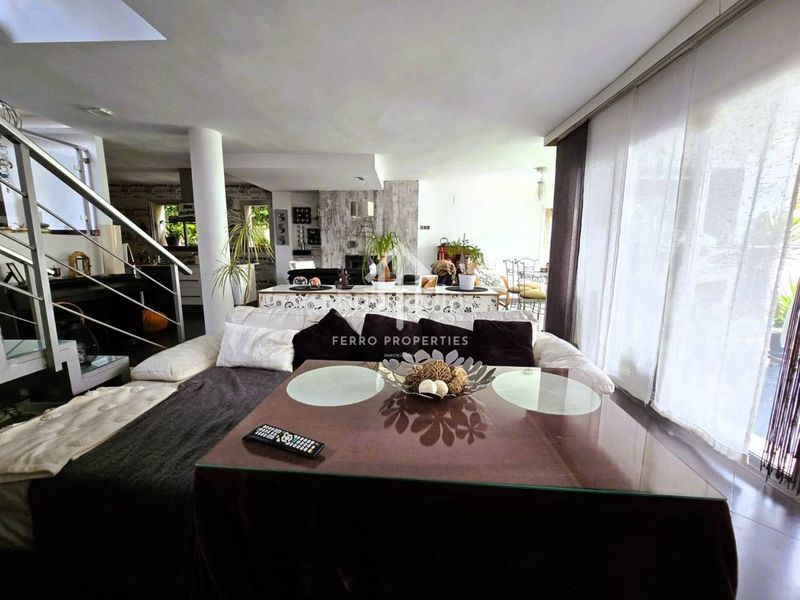 Foto d1d5b2a9-3a86-486a-a5ea-3dd889ccf9b5. Chalet dans calle alcalde don manuel martín 11 dans Loja