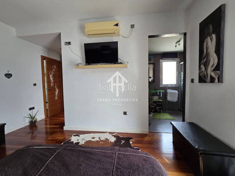 Foto fed2ddc8-32af-4bf3-a5dd-80511ceba840. Chalet dans calle alcalde don manuel martín 11 dans Loja