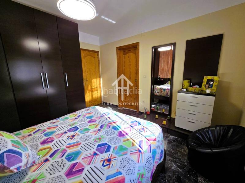 Foto 1c2ab0c5-d2e6-44f8-af22-0af9eb0ba911. Chalet dans miró 9 dans Loja