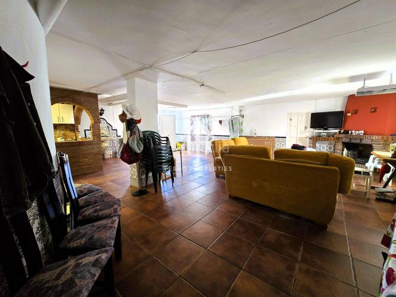 Foto 4f58c95e-8797-43c7-afa7-a38bc8c4de0c. Chalet dans miró 9 dans Loja