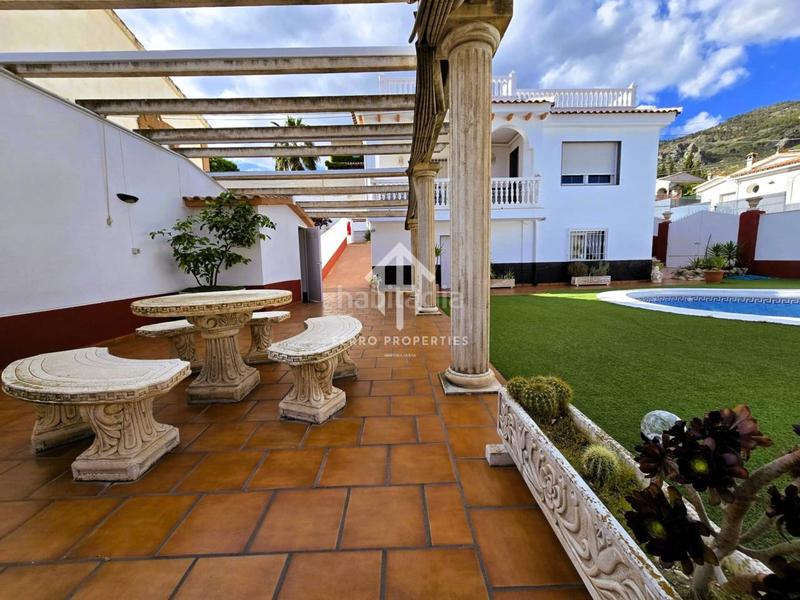 Foto 67f04985-5ac1-4469-b468-8e85e00520f0. Chalet dans miró 9 dans Loja