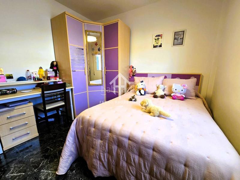 Foto 6c259f74-0978-493d-84f2-4f402ba9b8e7. Chalet dans miró 9 dans Loja