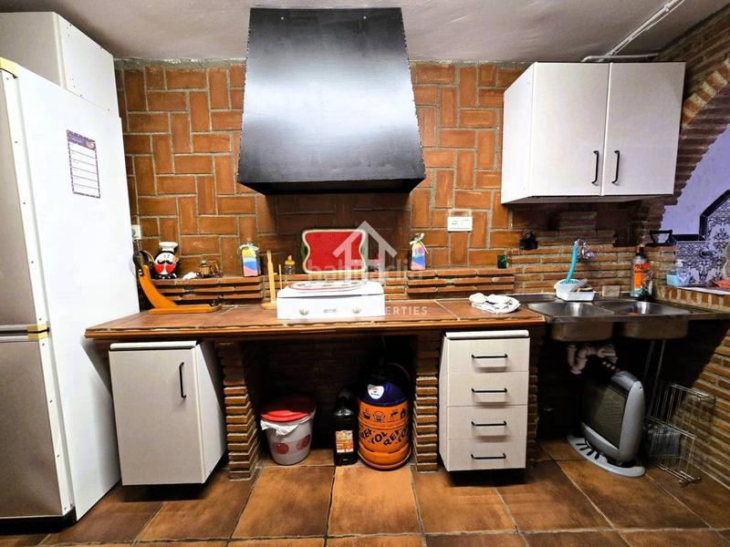 Foto 79bec692-bc92-4517-9c36-62e1d76554fc. Chalet dans miró 9 dans Loja