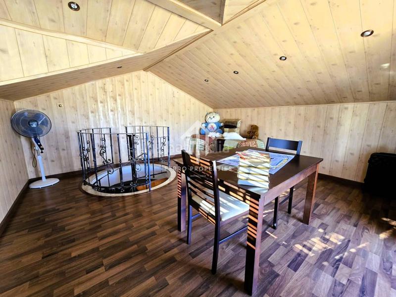 Foto 852f1a7c-5403-4315-b796-cbfae6c36c4d. Chalet dans miró 9 dans Loja