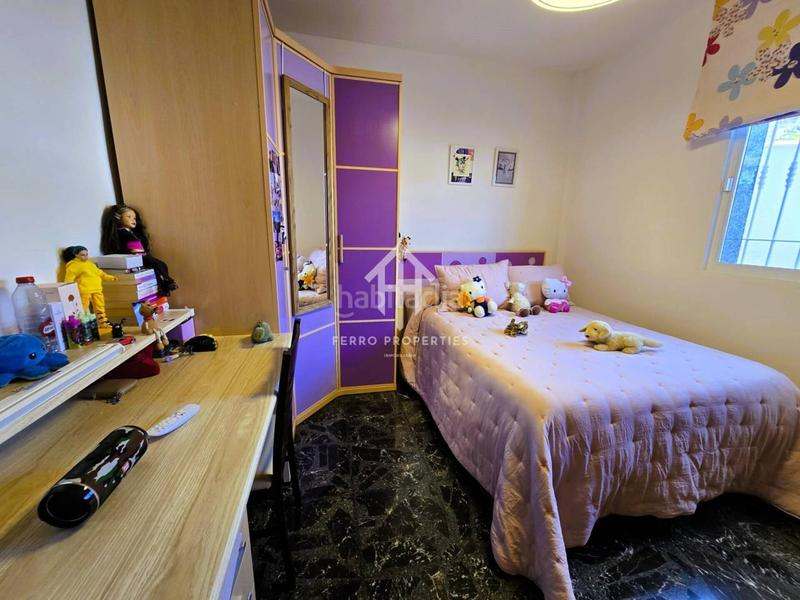 Foto 8d3a1e86-5d79-4f83-859d-be2e8b1aa0ea. Chalet dans miró 9 dans Loja