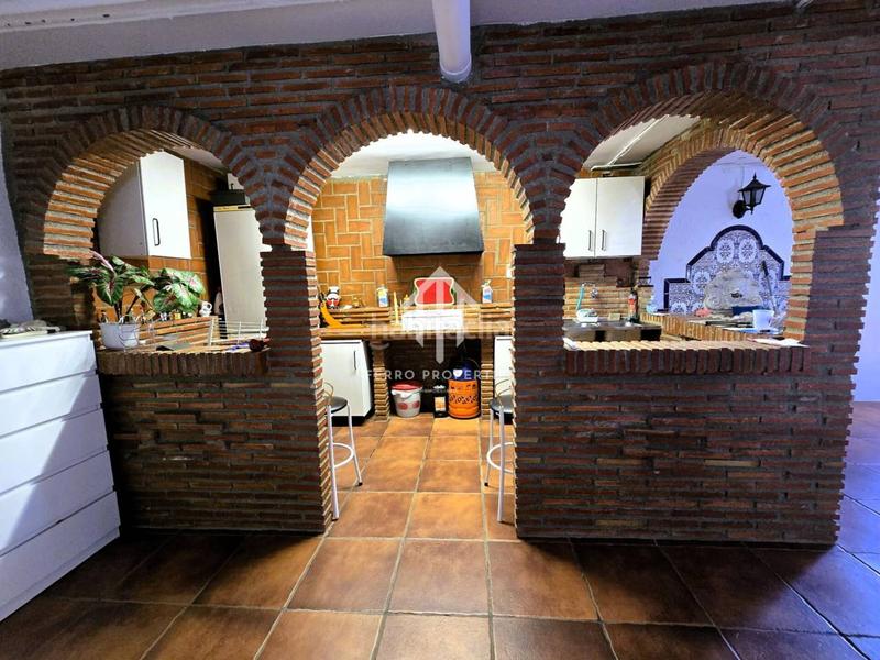 Foto a814b564-83f2-4e07-aca4-0e436f737363. Chalet dans miró 9 dans Loja