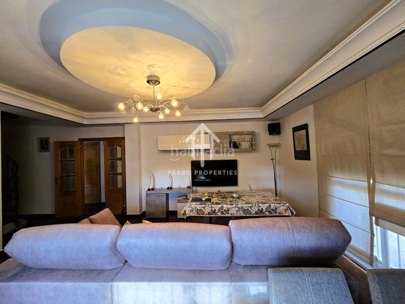 Foto a90f8860-ce57-4f3b-8d55-611d281cbfb3. Chalet dans miró 9 dans Loja