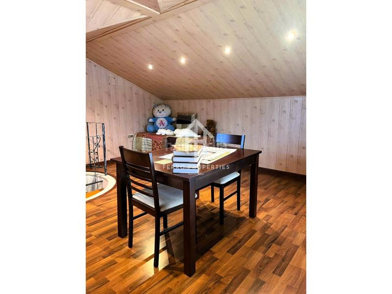 Foto af352d68-e1fa-462d-9b03-c180309f9193. Chalet dans miró 9 dans Loja