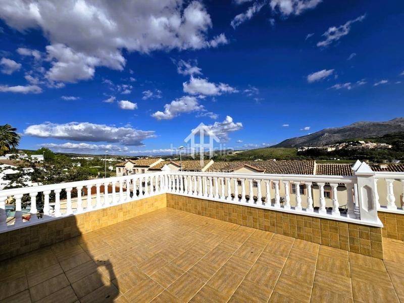 Foto bbfc6a59-a7e7-423f-bff2-2abe5bac717b. Chalet dans miró 9 dans Loja