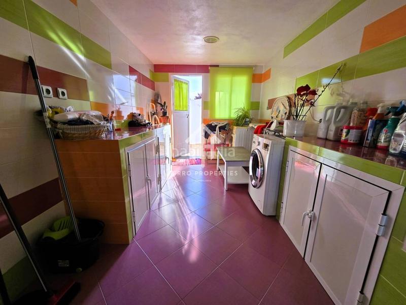 Foto c39041d4-e940-43dc-a7cd-b851474a15d2. Chalet dans miró 9 dans Loja