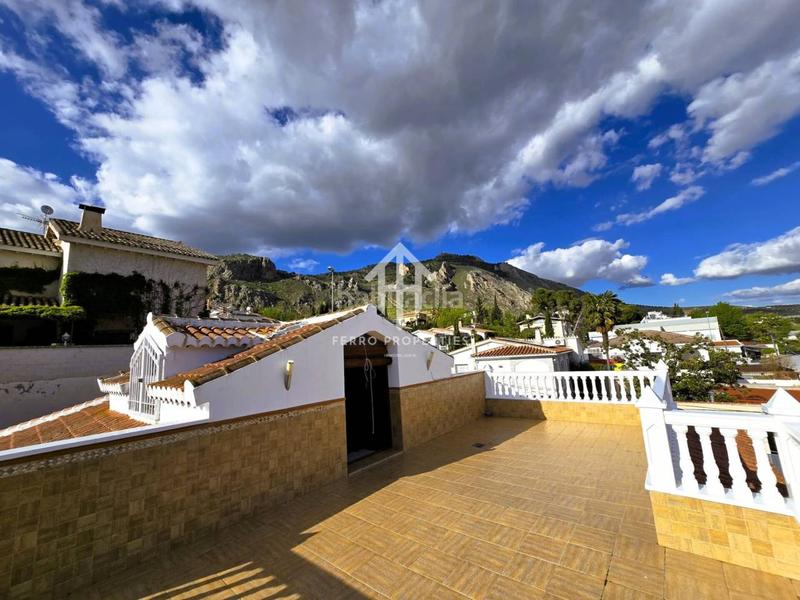 Foto ebdf7631-decb-4c04-985f-61f9aabb7f0b. Chalet dans miró 9 dans Loja