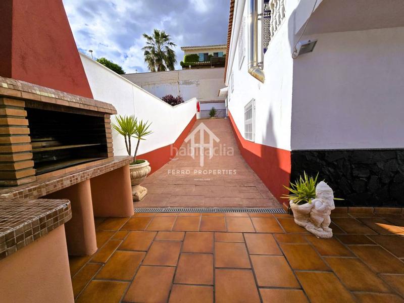 Foto ff066174-a6df-4b7c-9548-4da3a70b264a. Chalet dans miró 9 dans Loja