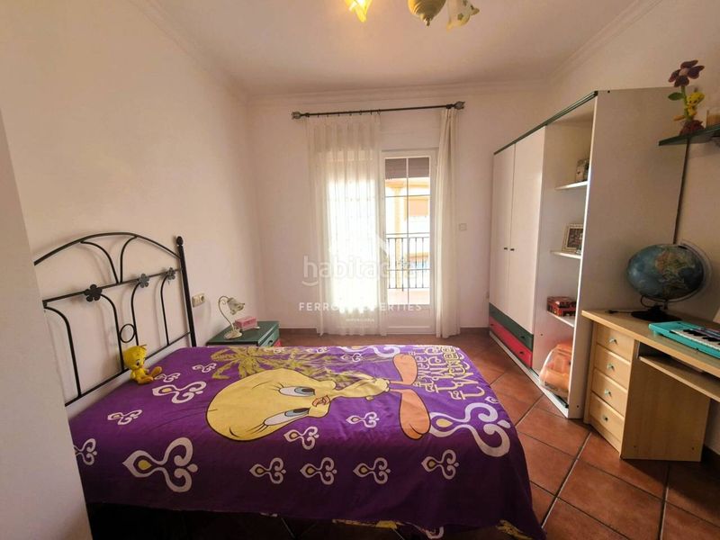 Foto d9797e94-f33d-47e1-956b-aebfbafab50b. Casa amb aparcament a Loja