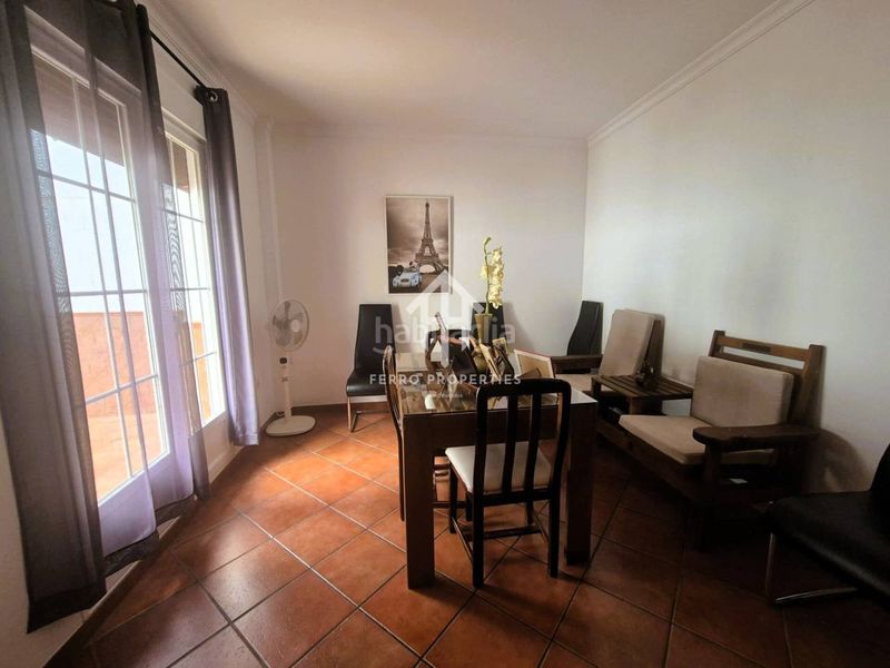 Foto df9675d0-0547-495f-93d4-9ba1ac2a6a18. Casa amb aparcament a Loja