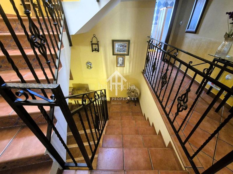 Foto dfe72e74-4996-4e7b-a8d6-de8eeebad389. Casa amb aparcament a Loja