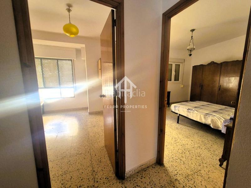 Foto ebd0865c-b6e5-4cb8-abf7-9d8904c9076c. Maison dans Loja