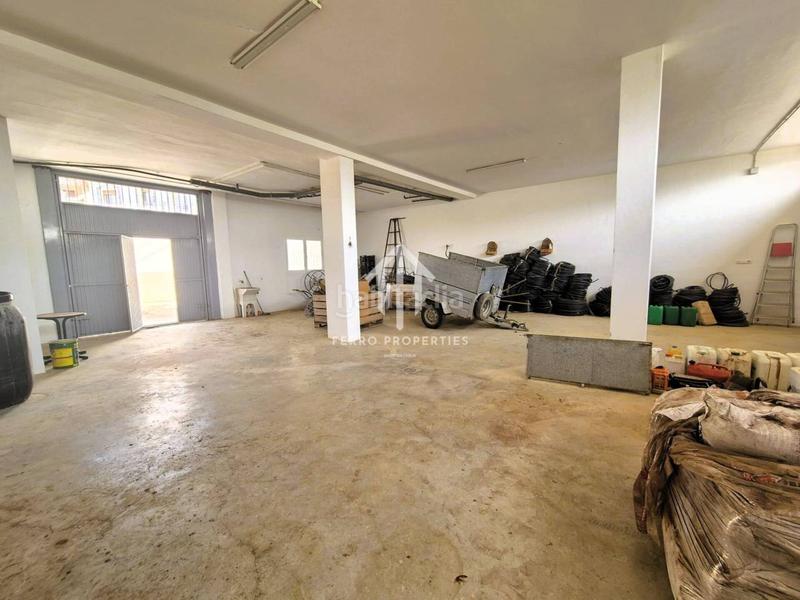 Foto 2bc0addf-204e-462f-a024-eb6135f0dc59. Maison avec parking dans Loja