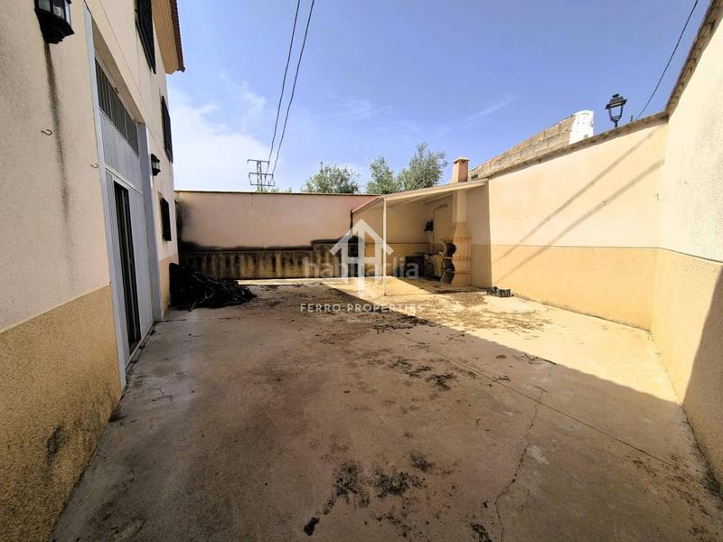 Foto 73f957ad-d0bf-47dd-b364-b9871fc819b5. Maison avec parking dans Loja