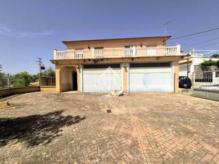 Casa  Cuesta blanca. Venta de casa en loja