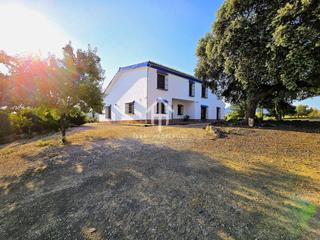 Chalet  Puerto los claveles. Finca rústica con chalet de lujo en paraje natural